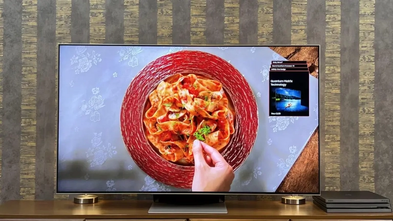 تلویزیون 75 و 77 اینچ